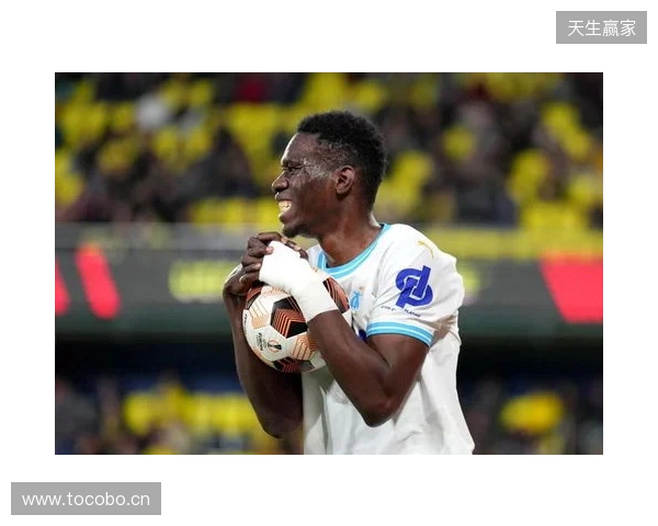 水晶宫vs利兹联：布伦南-约翰逊、伊斯梅拉-萨尔首发，卡尔弗特-勒温、卢卡斯-恩梅加出战